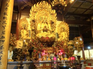 Statue from the Longhua temple